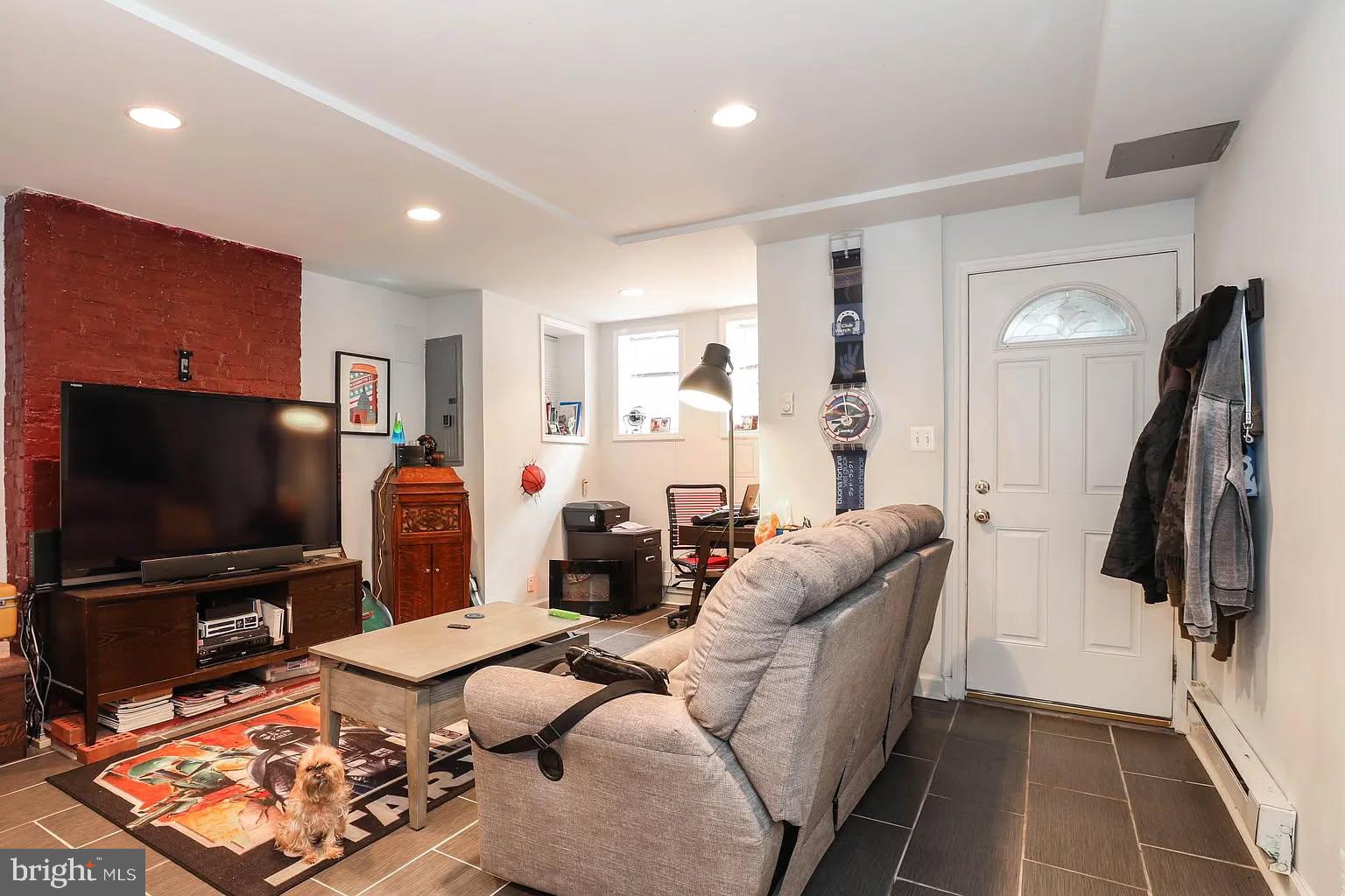 1451 W Street Northwest, Unit B Washington, DC 20009 - Photo 2 of 9 Living Room