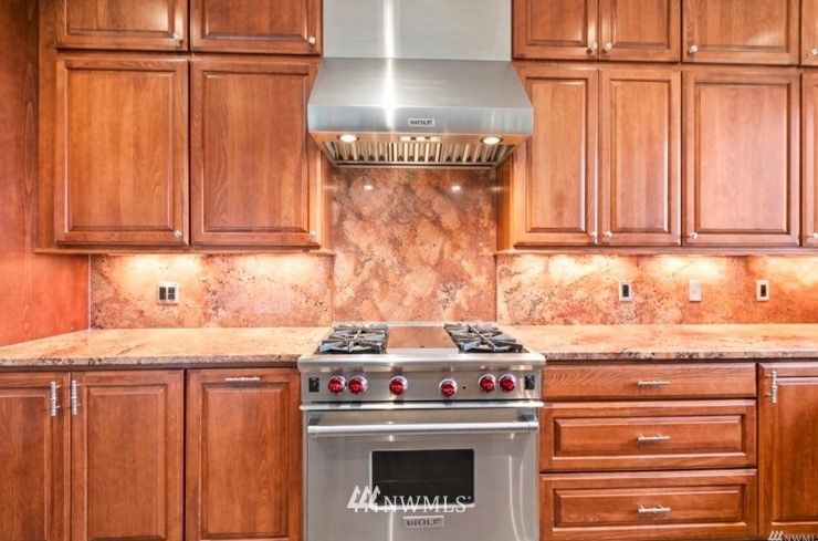 408 High Bluff Point Roberts, WA 98281 - Photo 12 of 28 Gallery Image 12
