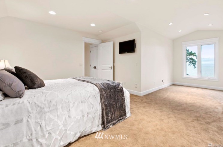 408 High Bluff Point Roberts, WA 98281 - Photo 15 of 28 Gallery Image 15