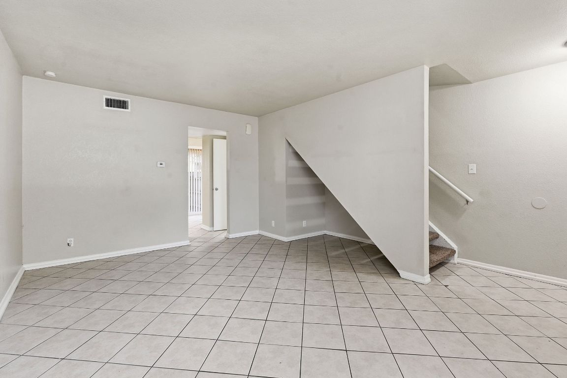 8809 Dawnridge Circle, Unit 102 Austin, TX 78757 - Photo 5 of 18 a view of an empty room