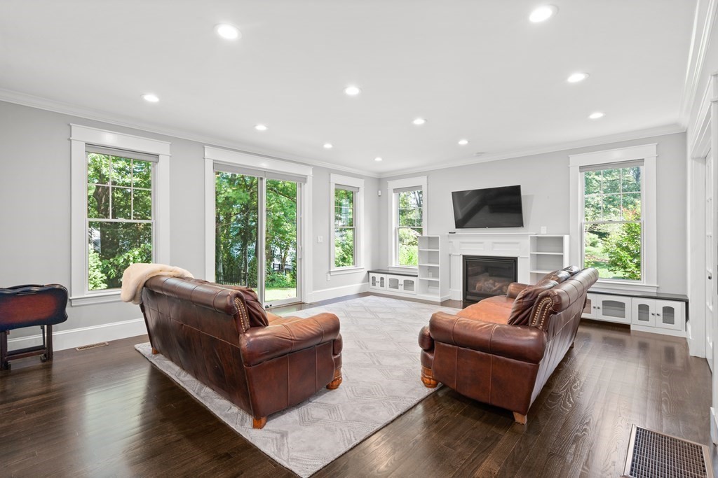 52 Fairview Road Needham, MA 02492 - Photo 13 of 42