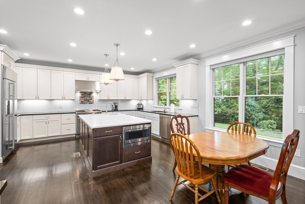 52 Fairview Road Needham, MA 02492 - Photo 10 of 42
