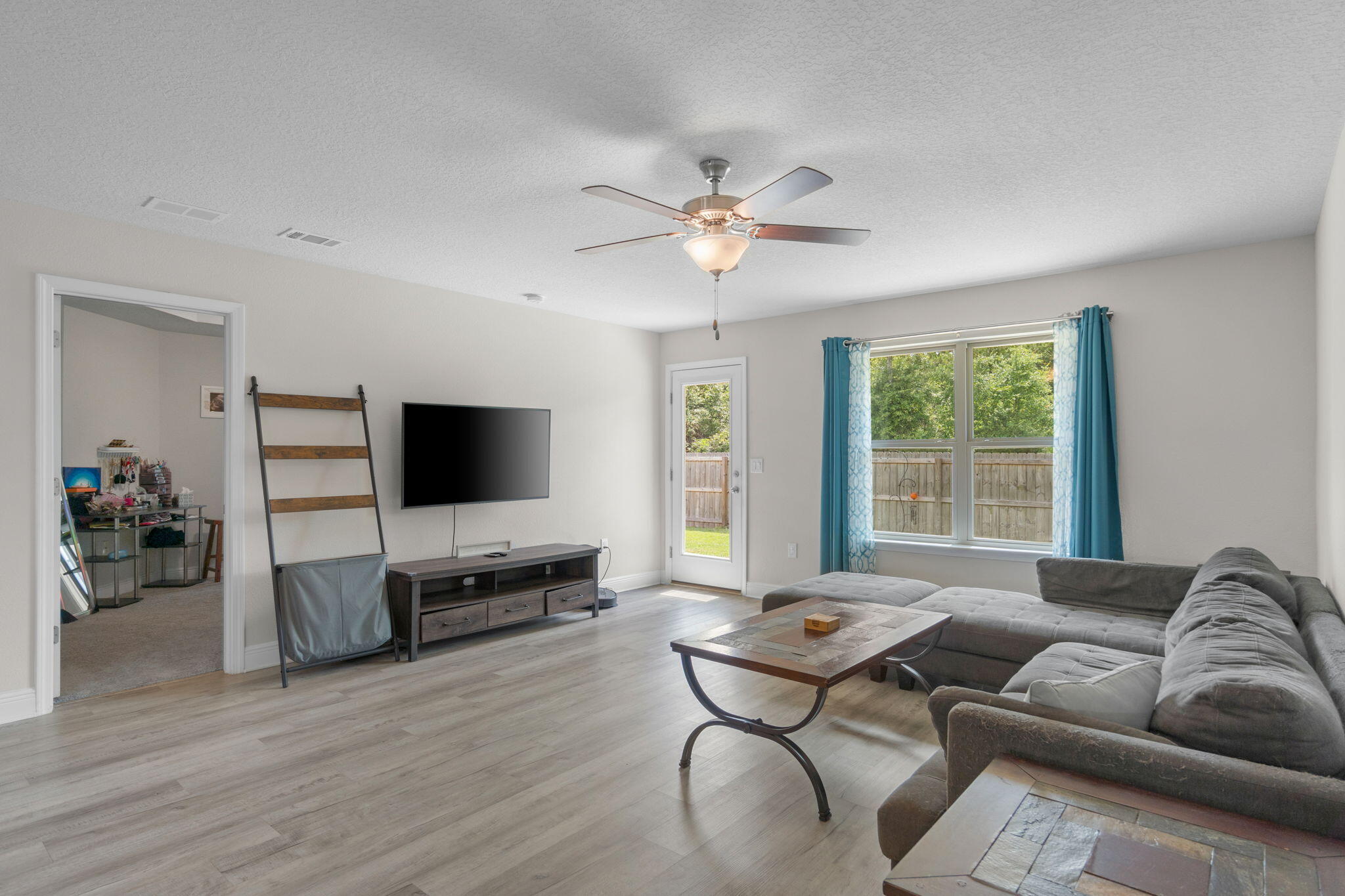112 Ridgeway Circle Crestview, FL 32536 - Photo 14 of 42 Gallery Image 14