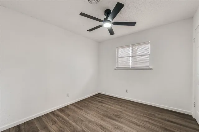 $269,000 | 606 Overlook Drive, Midlothian, TX 76065