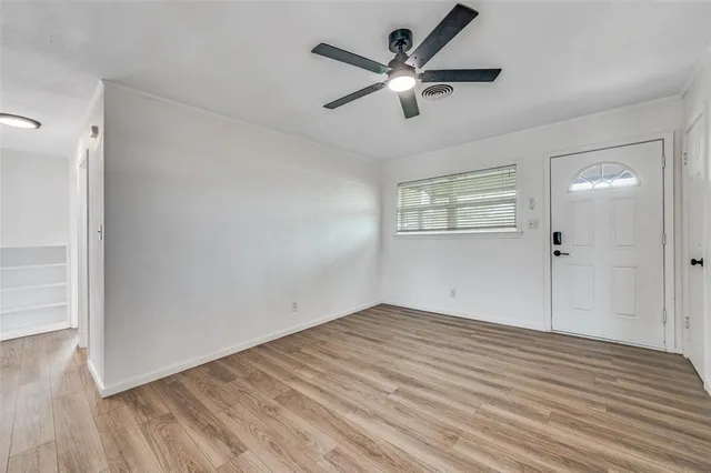 $269,000 | 606 Overlook Drive, Midlothian, TX 76065