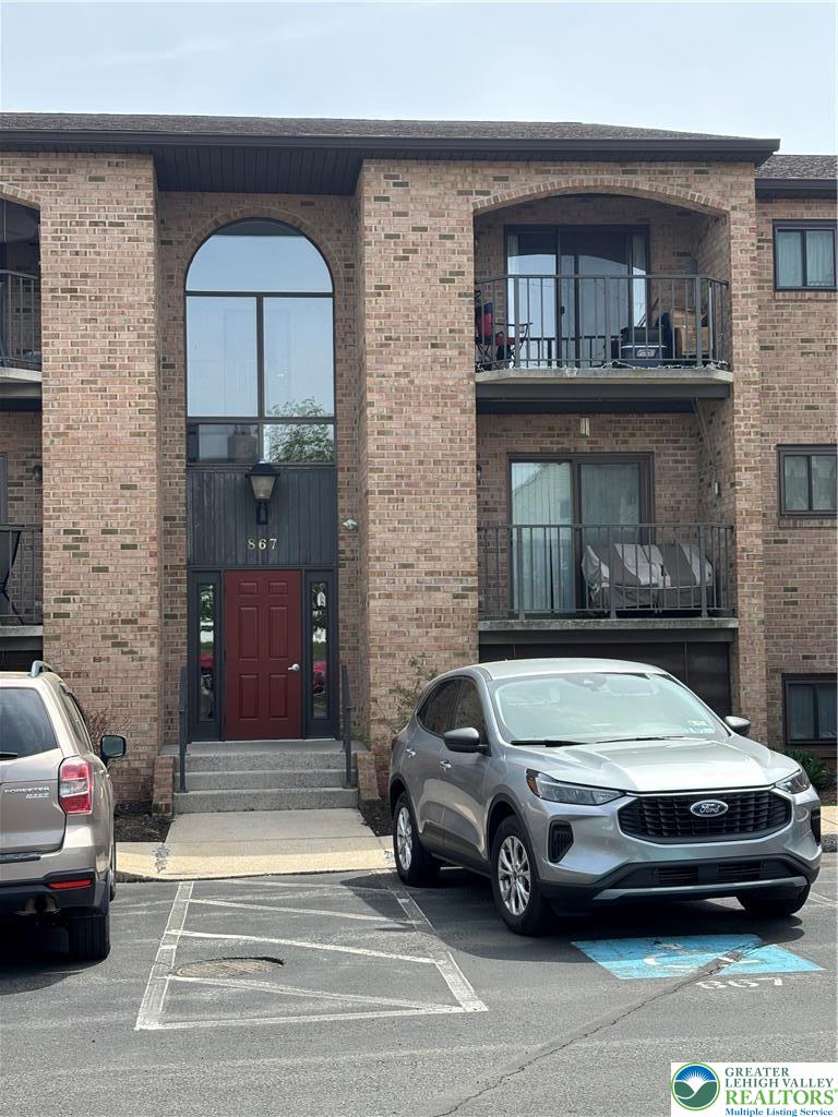 867 Cold Spring Road, Unit 5 Allentown, PA 18103 - Photo 3 of 26 Gallery Image 3