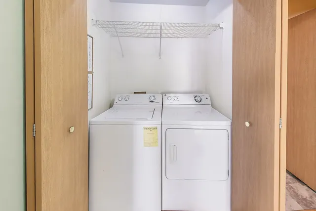 $324,900 | 1086 Lily Field Lane, Bolingbrook, IL 60440