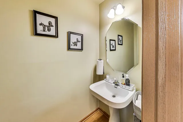 $324,900 | 1086 Lily Field Lane, Bolingbrook, IL 60440