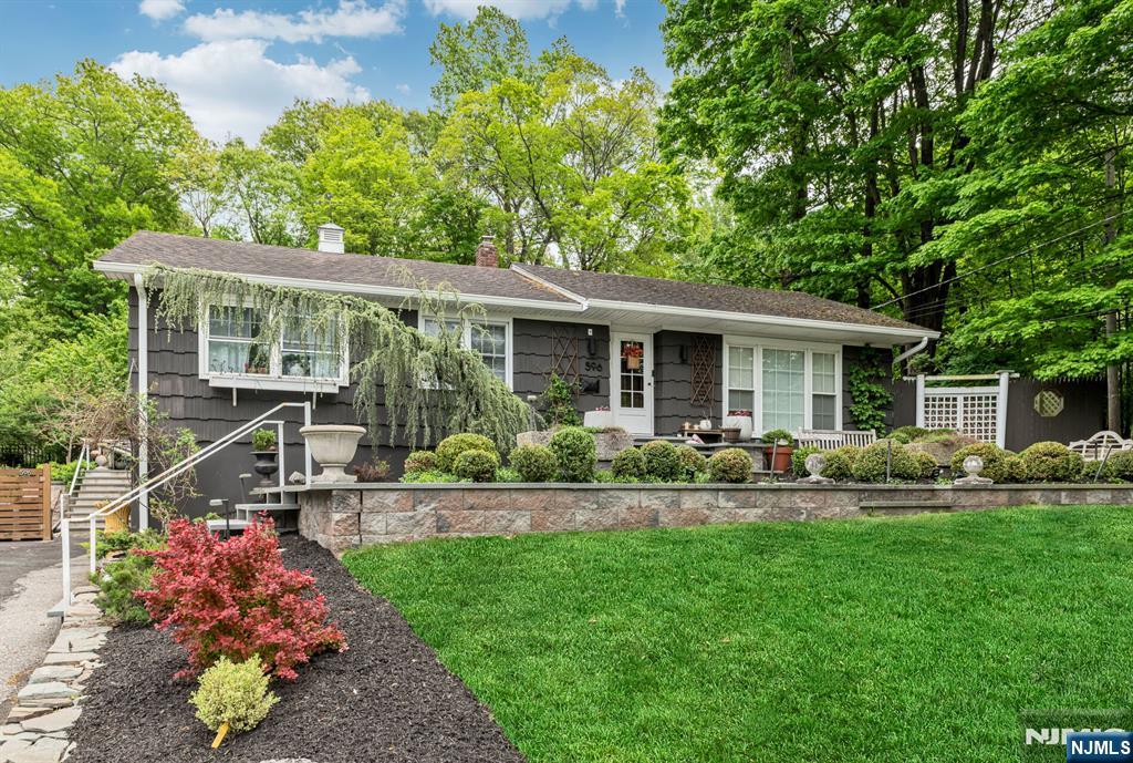 596 Wyckoff Avenue Mahwah, NJ 07430 - Photo 1 of 29