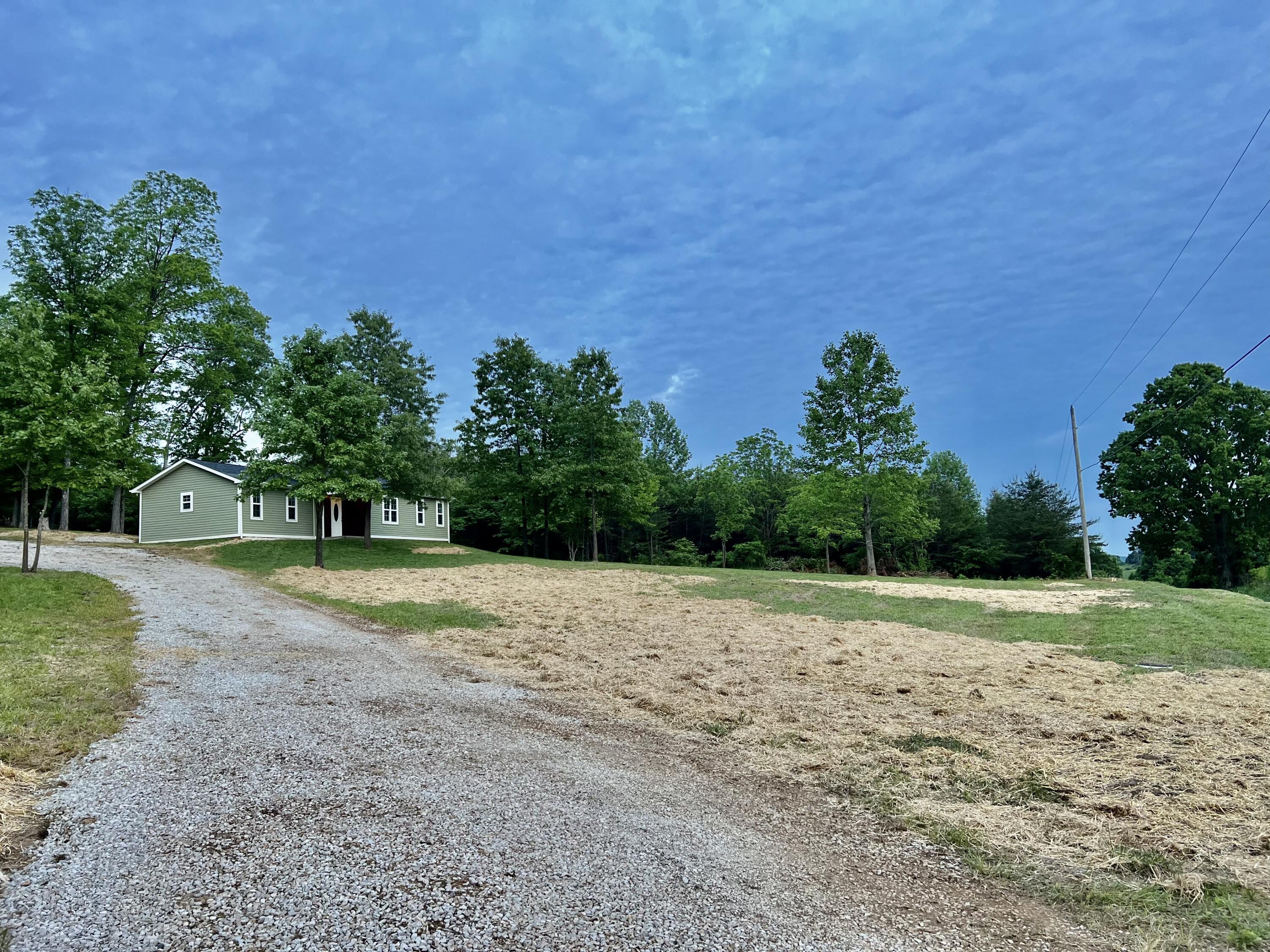 1959 Spiro Road Mount Vernon, KY 40456 - Photo 16 of 35 37FE6BBF-36E5-4753-A3B9-FC9E69231478