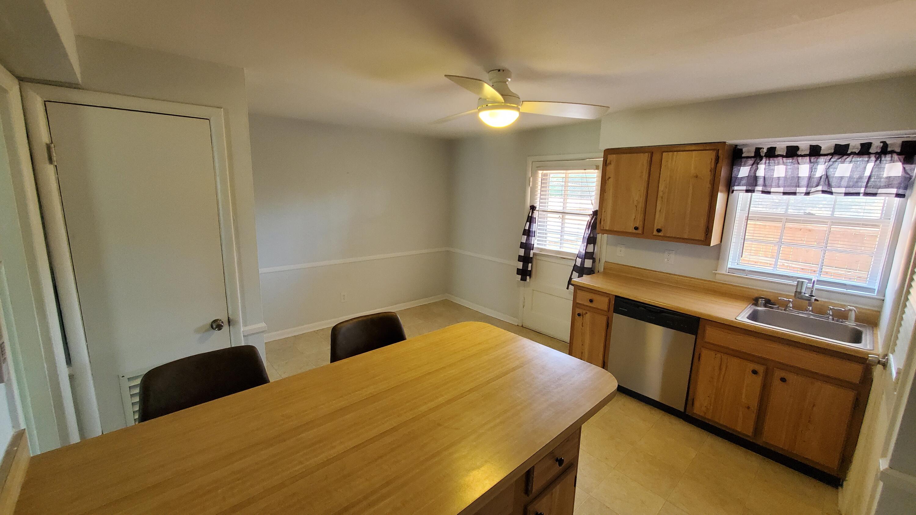 1435 North Forbes Road, Unit 19 Lexington, KY 40511 - Photo 8 of 10 20240501_132834