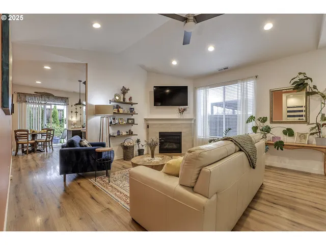 $450,000 | 1720 Chinook Lane, Unit LOT 33, Lafayette, OR 97127