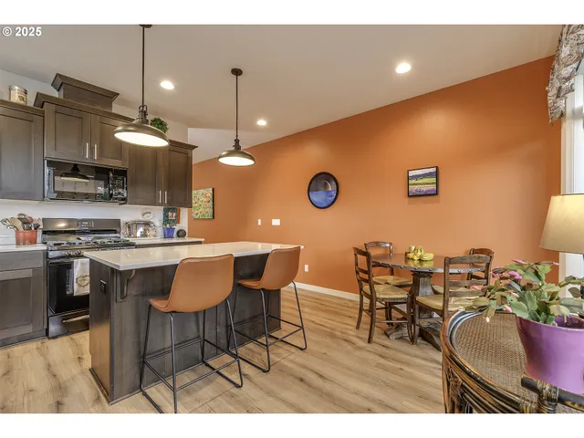 $450,000 | 1720 Chinook Lane, Unit LOT 33, Lafayette, OR 97127