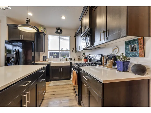 $450,000 | 1720 Chinook Lane, Unit LOT 33, Lafayette, OR 97127