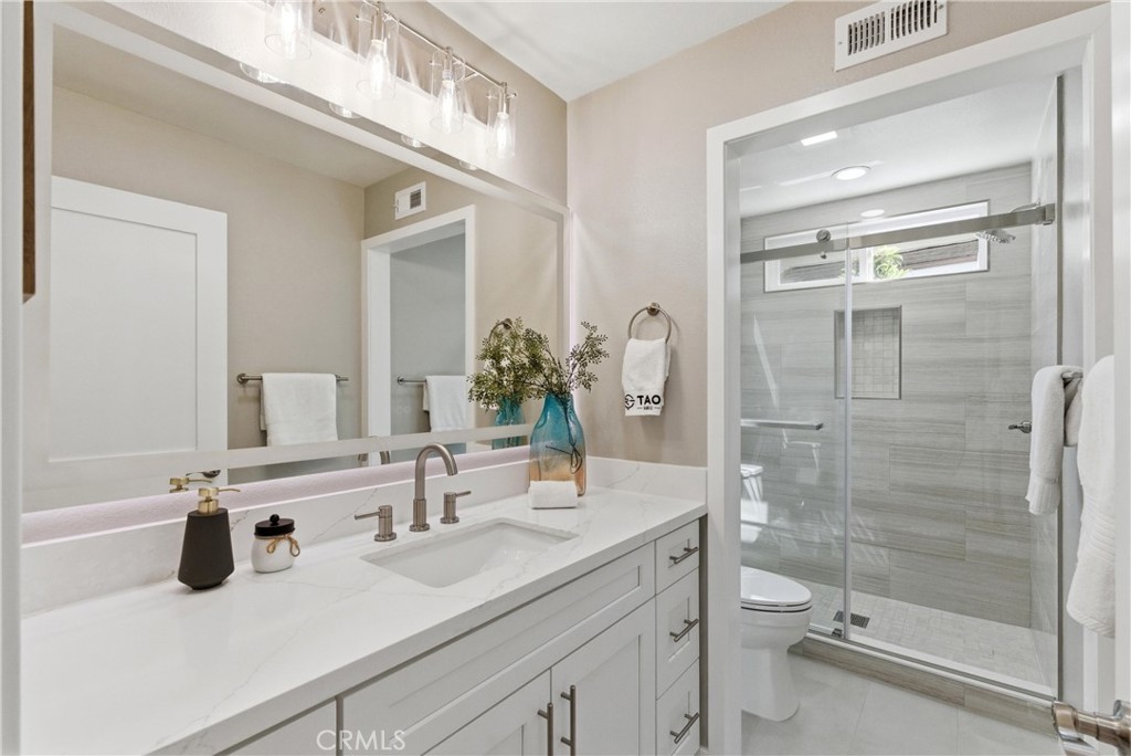 21535 Chirping Sparrow Road Diamond Bar, CA 91765 - Photo 18 of 38