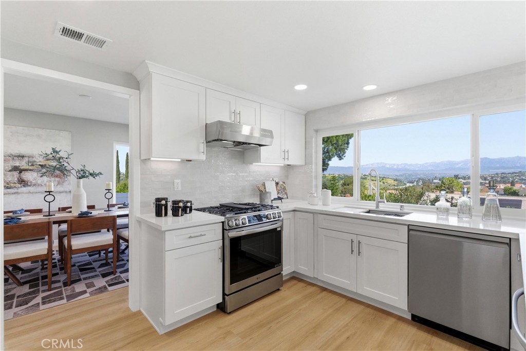 21535 Chirping Sparrow Road Diamond Bar, CA 91765 - Photo 8 of 38