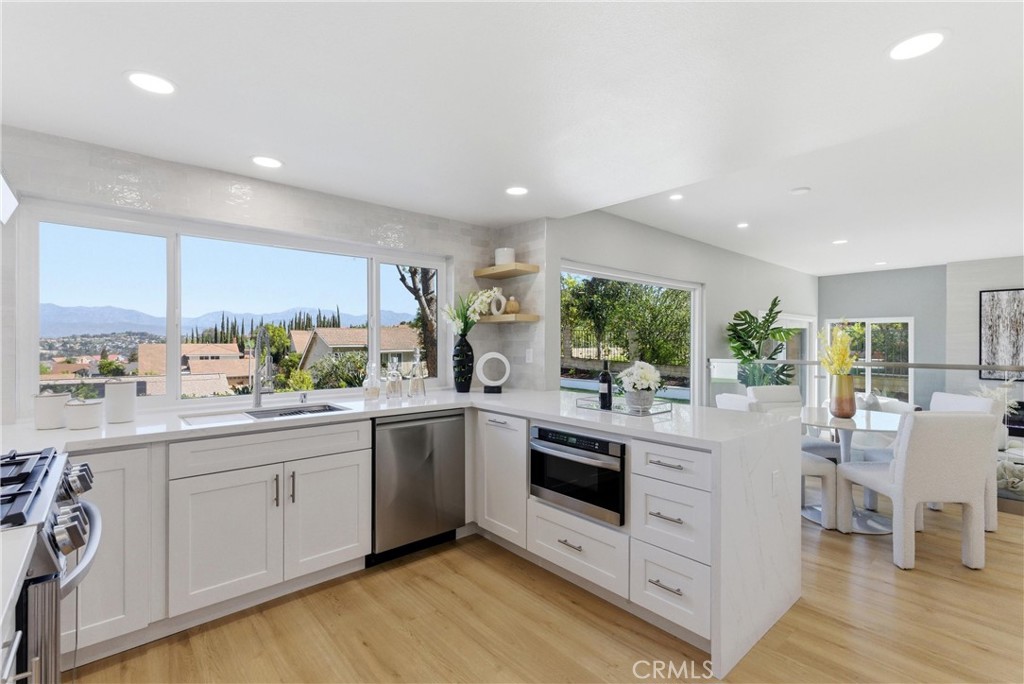 21535 Chirping Sparrow Road Diamond Bar, CA 91765 - Photo 10 of 38