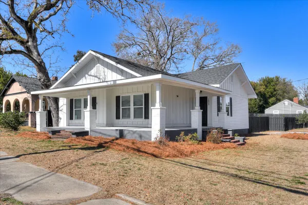 $224,900 | 1823 Wrightsboro Road, Augusta, GA 30904