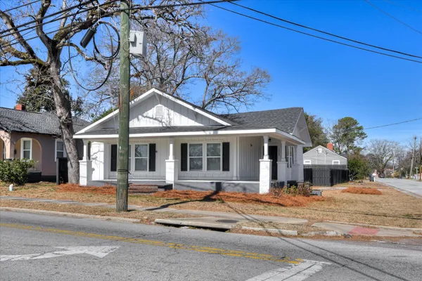 $224,900 | 1823 Wrightsboro Road, Augusta, GA 30904