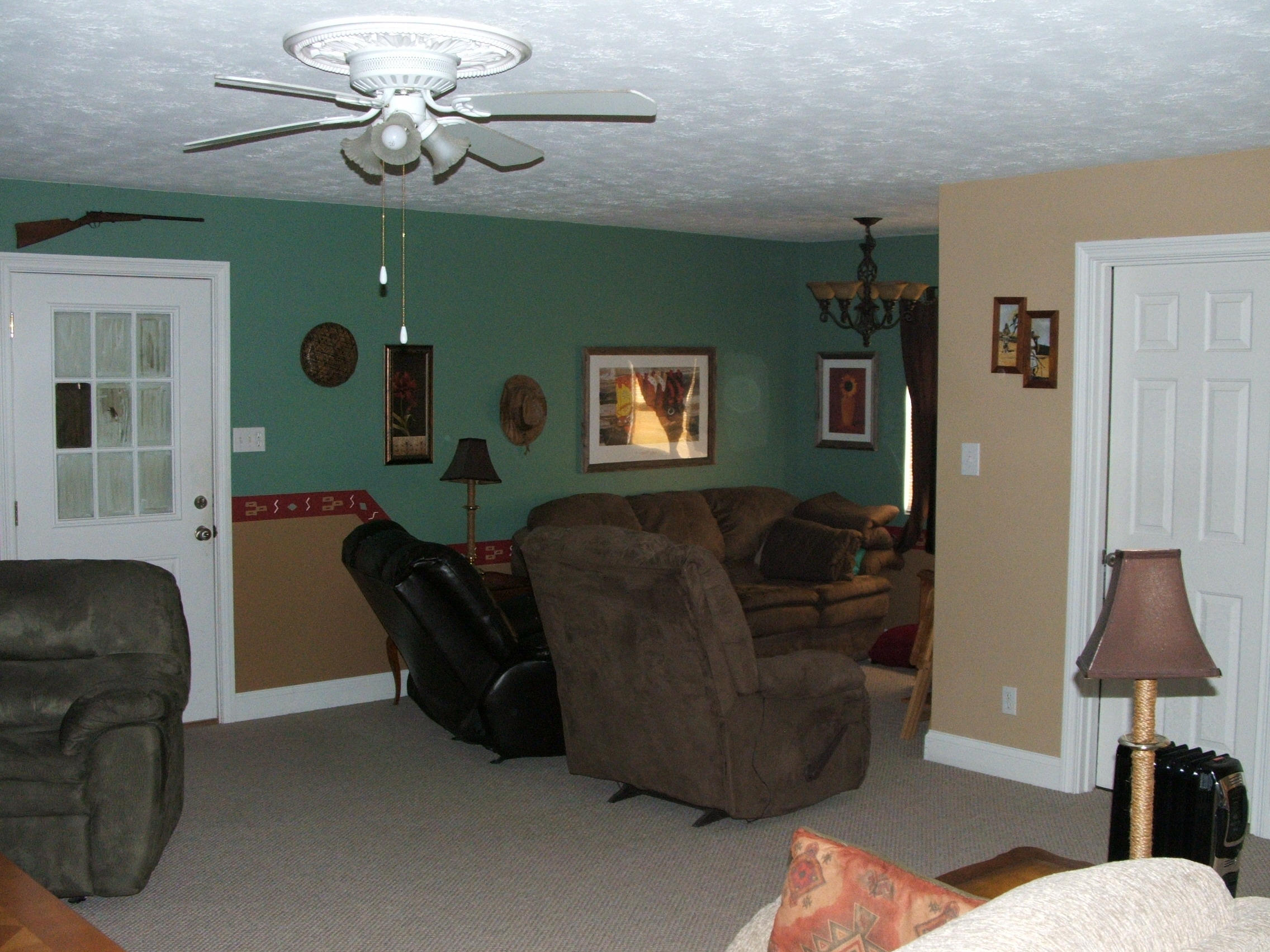 5115 West Emory Road Powell, TN 37849 - Photo 9 of 13 Living Room