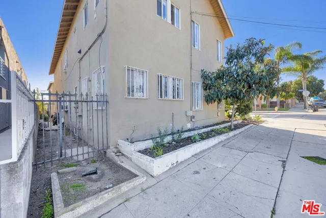 $1,280,000 | 522 North Centre Street, San Pedro, CA 90731