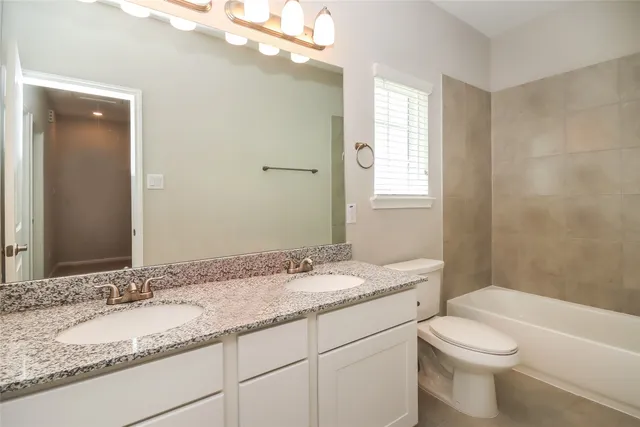 $1,499 | 18731 Lake Harbor Court, Unit B, Montgomery, TX 77356