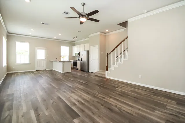 $1,499 | 18731 Lake Harbor Court, Unit B, Montgomery, TX 77356