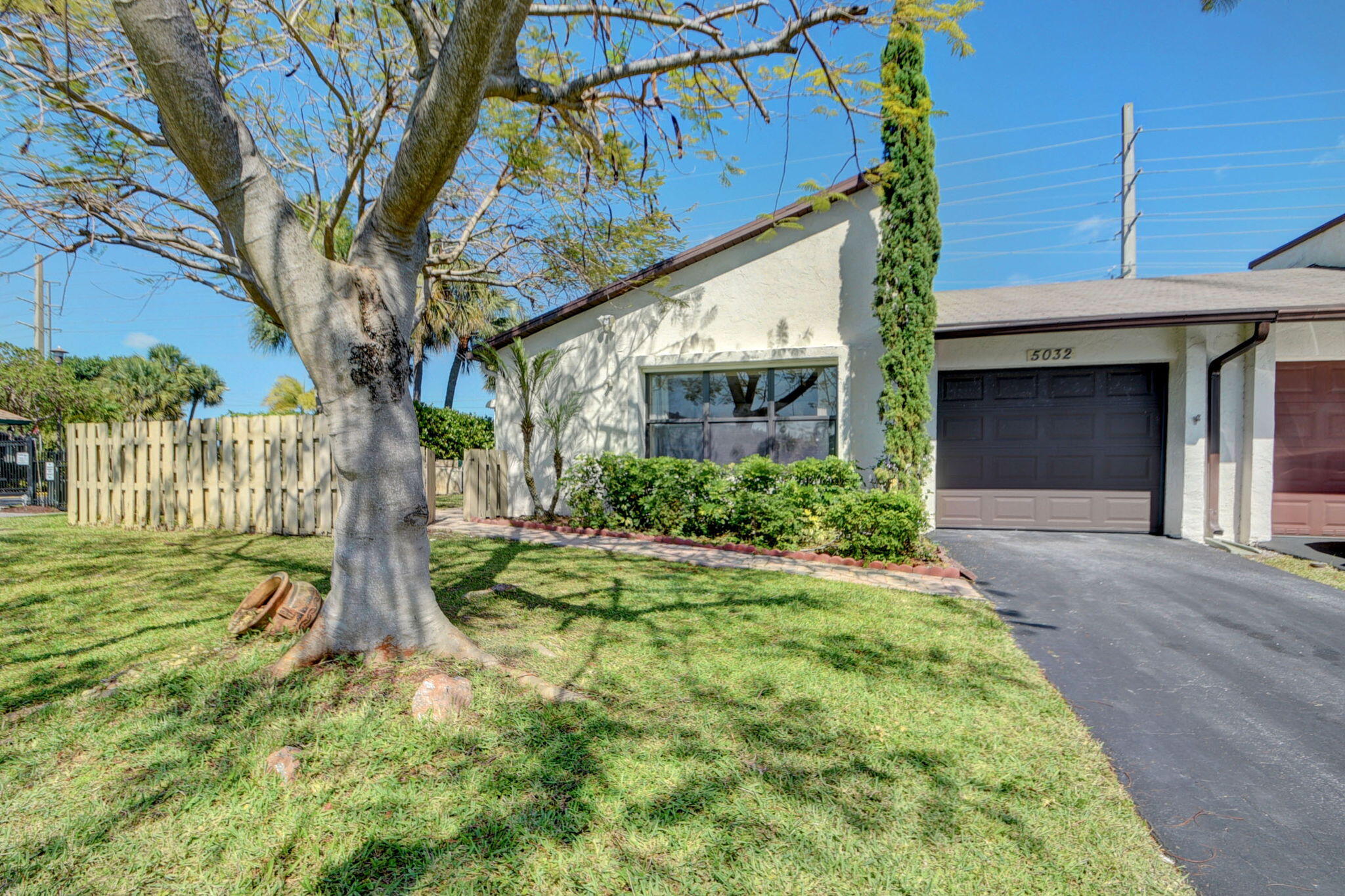 5032 Minto Road Boynton Beach, FL 33472 - Photo 1 of 36 Front