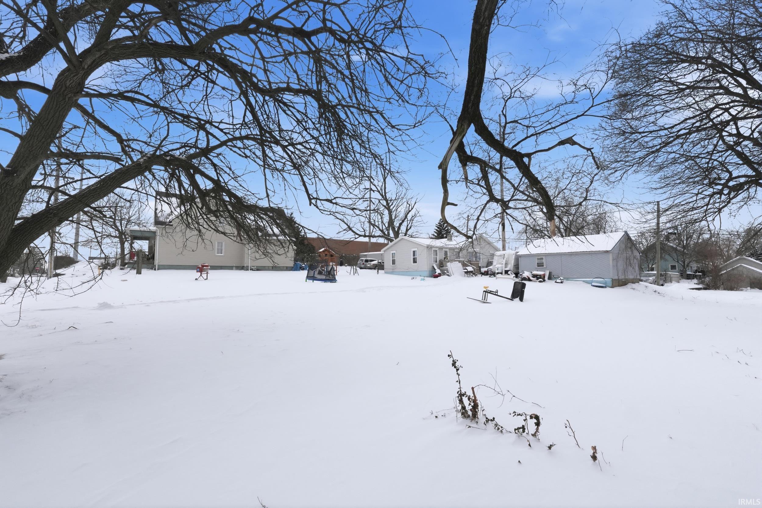 2405 Cass Street Fort Wayne, IN 46808 - Photo 3 of 15