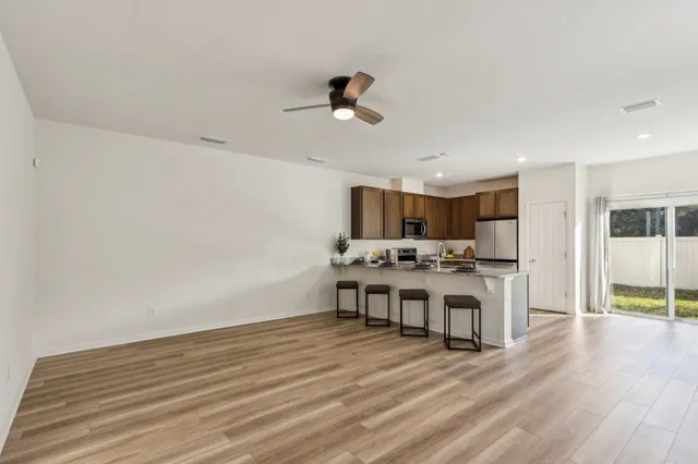 $1,900 | 72 Beach Palm Court, St. Augustine, FL 32086