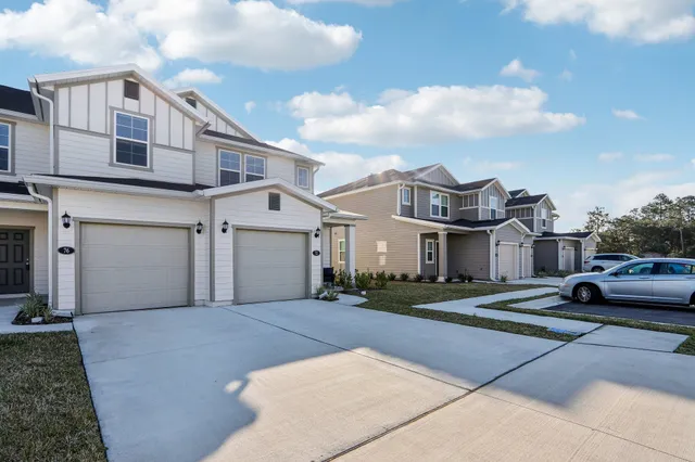 $1,900 | 72 Beach Palm Court, St. Augustine, FL 32086