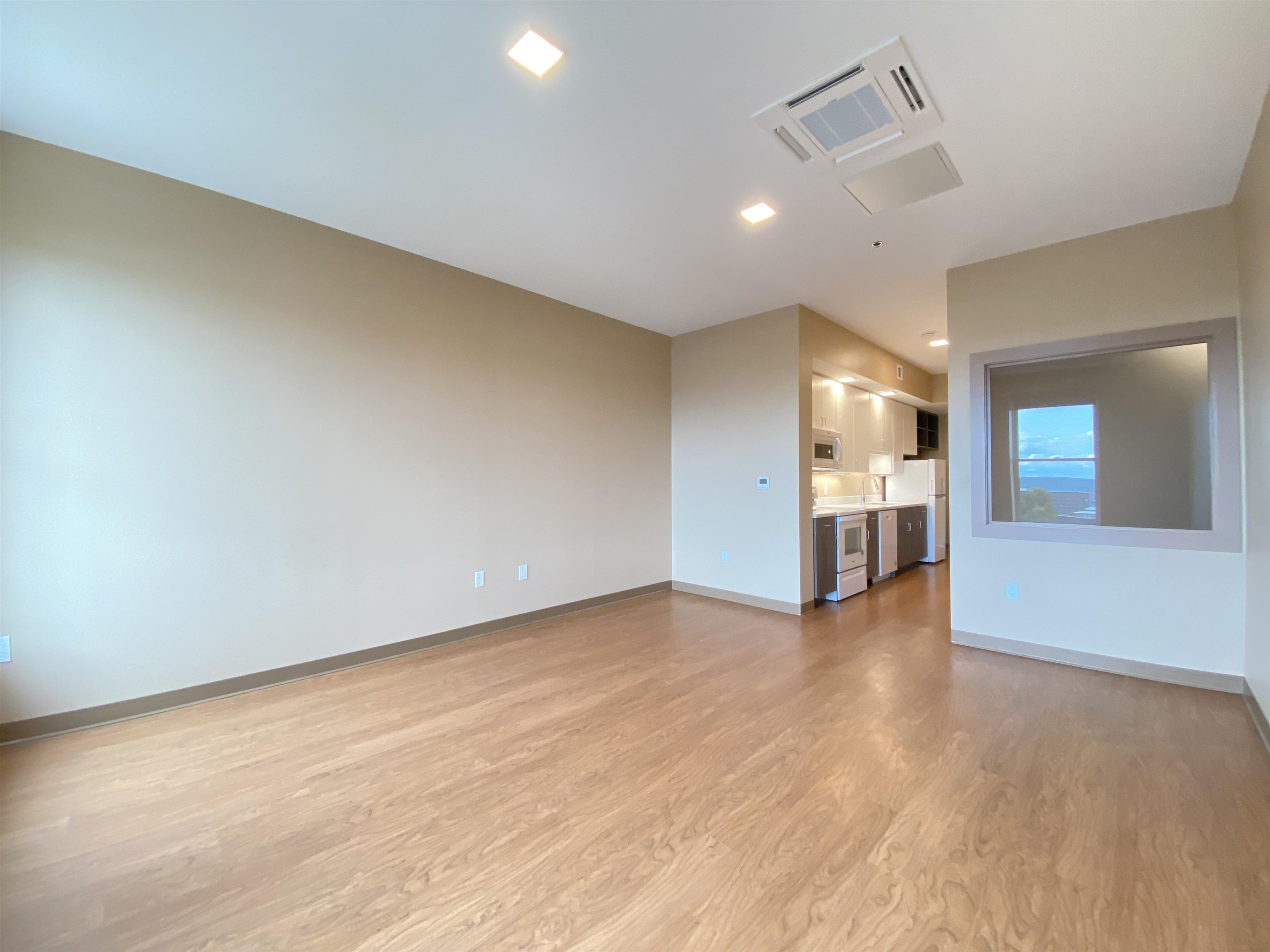 83 Hanover Street, Unit 505 Manchester, NH 03101 - Photo 21 of 36