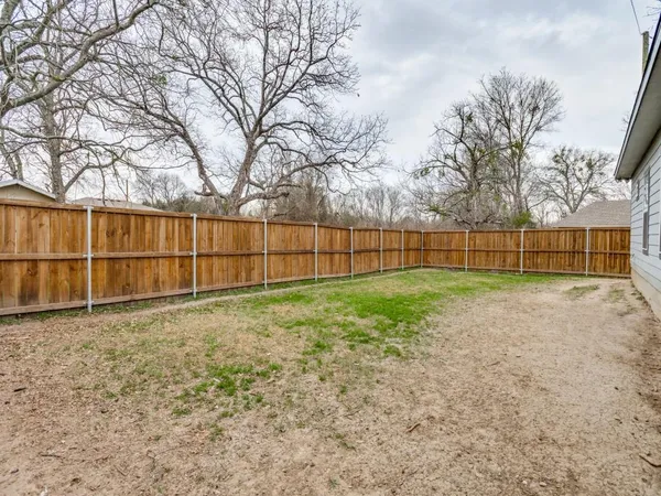 a house that has a backyard