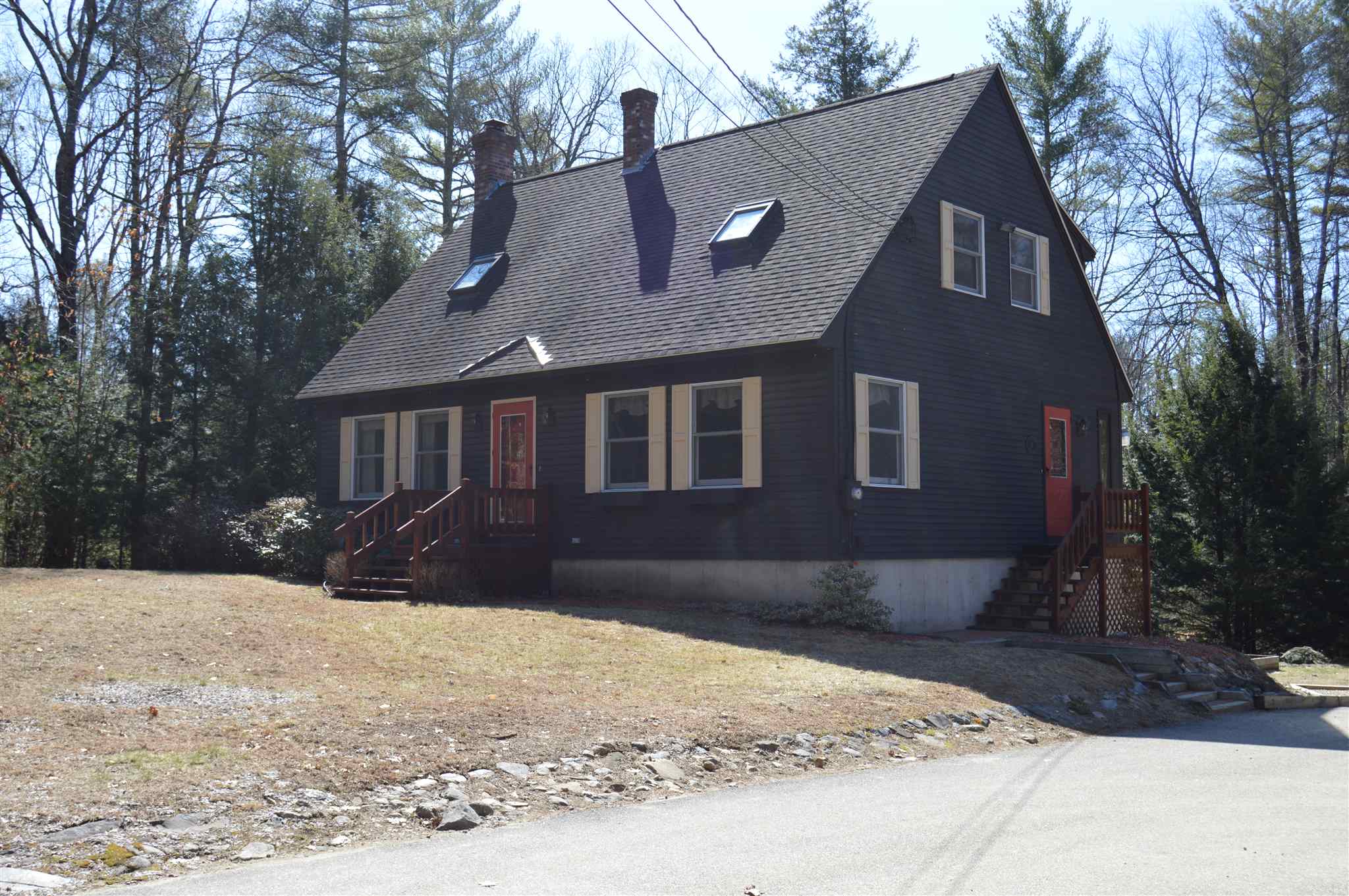 15 Gile Road Nottingham, NH 03290 - Photo 1 of 28 Gallery Image 1