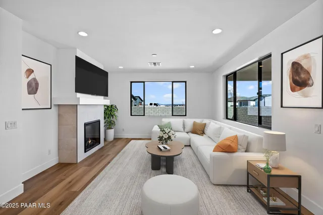 $2,950 | 5992 Finch Place, Prescott Valley, AZ 86314