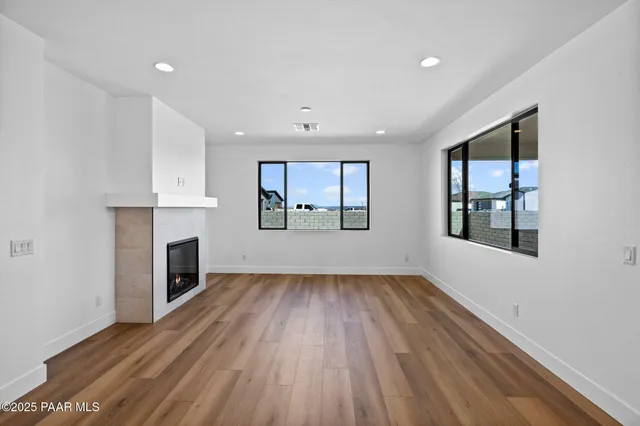 $2,950 | 5992 Finch Place, Prescott Valley, AZ 86314