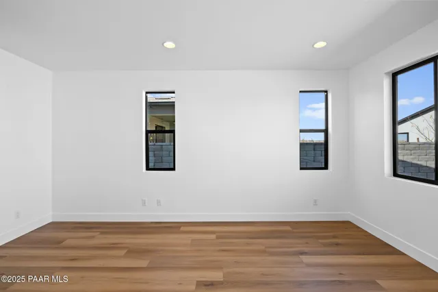 $2,950 | 5992 Finch Place, Prescott Valley, AZ 86314