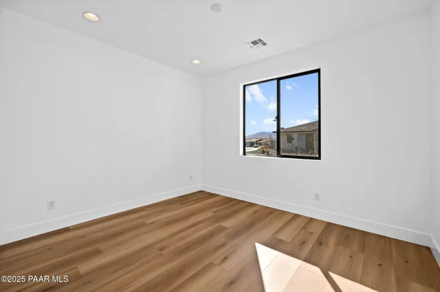 $2,950 | 5992 Finch Place, Prescott Valley, AZ 86314