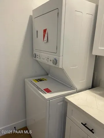 $2,950 | 5992 Finch Place, Prescott Valley, AZ 86314