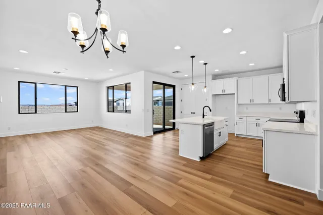 $2,950 | 5992 Finch Place, Prescott Valley, AZ 86314