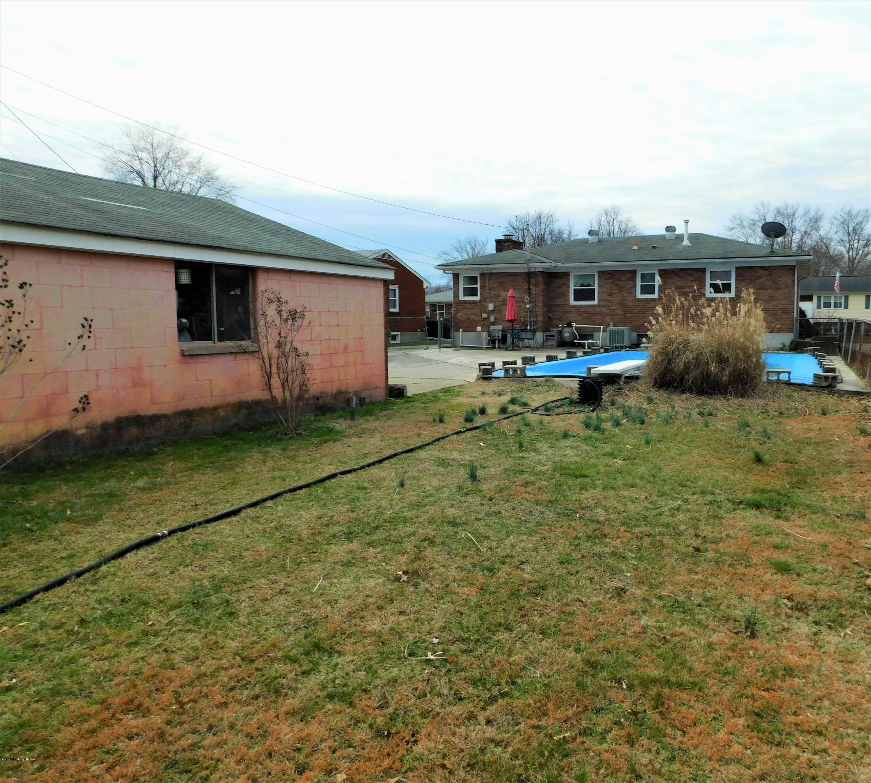 1025 Franelm Road Louisville, KY 40214 - Photo 23 of 24 FSCN0169