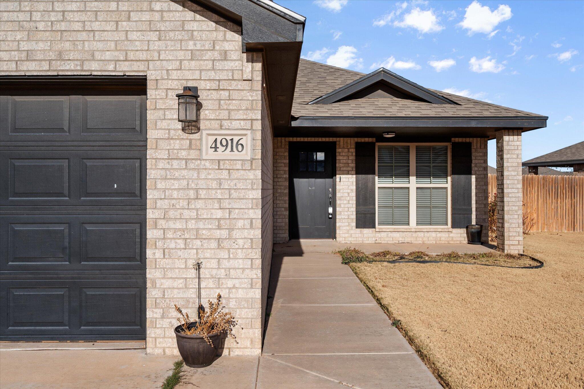 4916 Itasca Street Lubbock, TX 79416 - Photo 2 of 27 05-4916 Itasca_7146