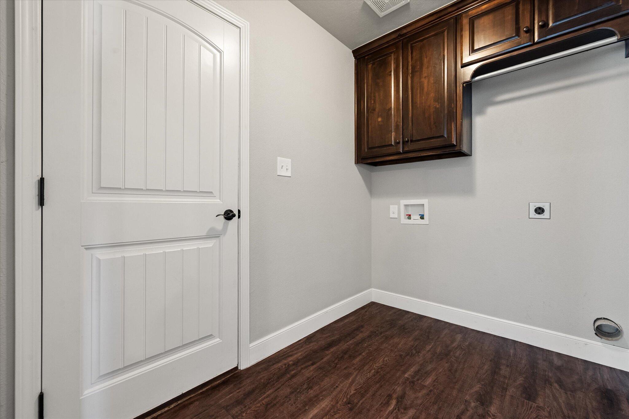 4916 Itasca Street Lubbock, TX 79416 - Photo 7 of 27 07-4916 Itasca_7157