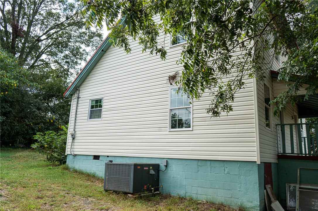 1502 Mitchell Street Anderson, SC 29624 - Photo 3 of 21