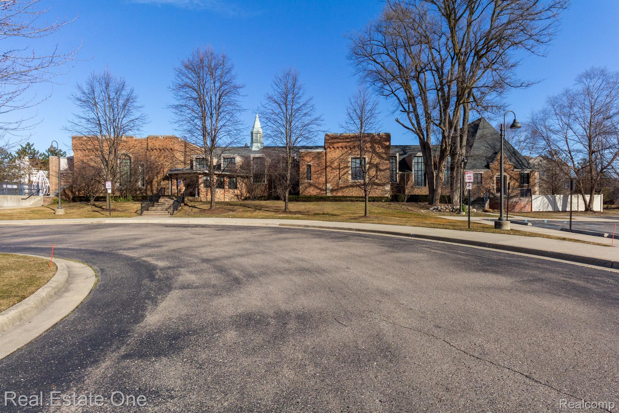 3585 Everett Drive Rochester, MI 48307 - Photo 61 of 75 Gallery Image 61