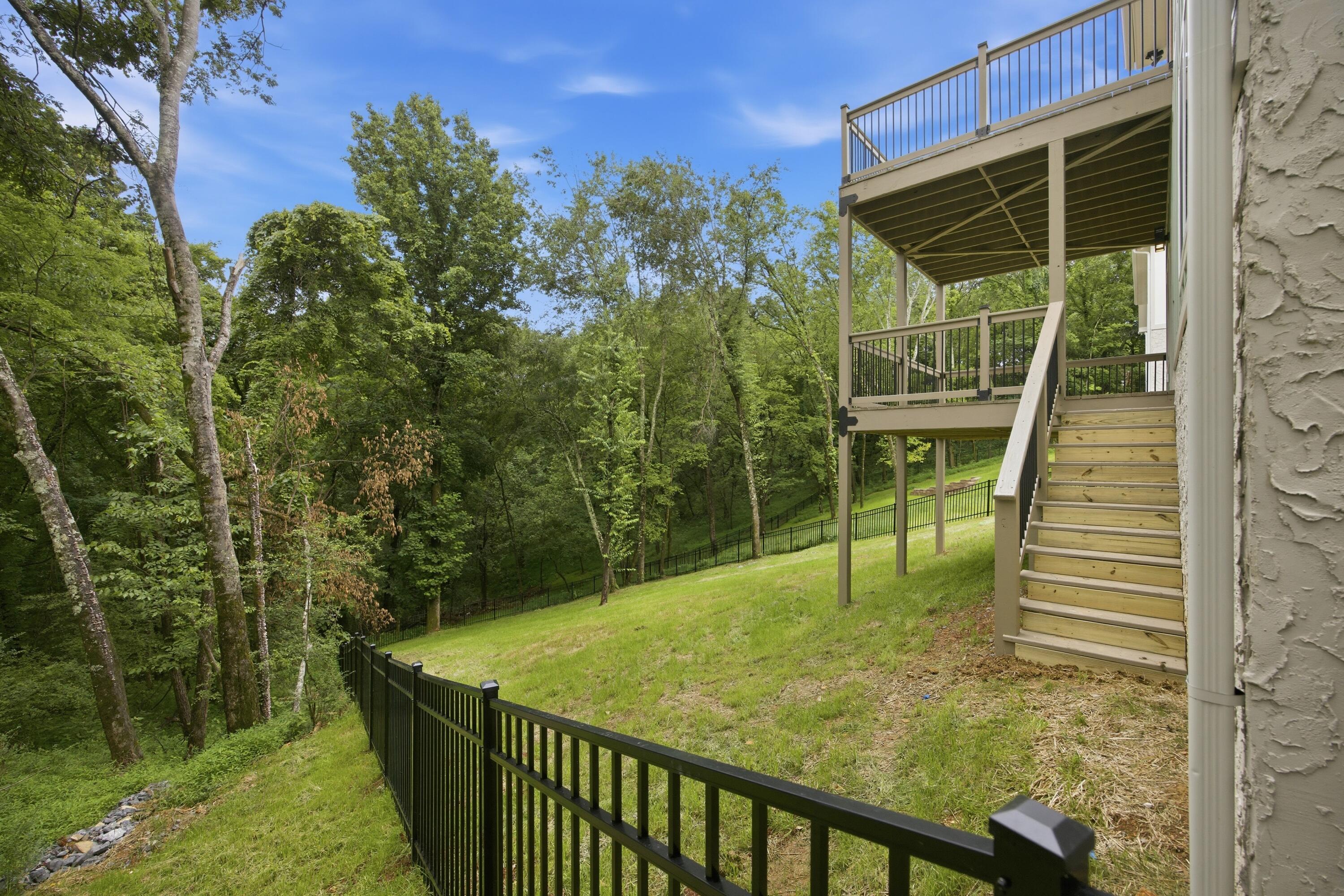 6516 Fairview Road Hixson, TN 37343 - Photo 4 of 60 1047