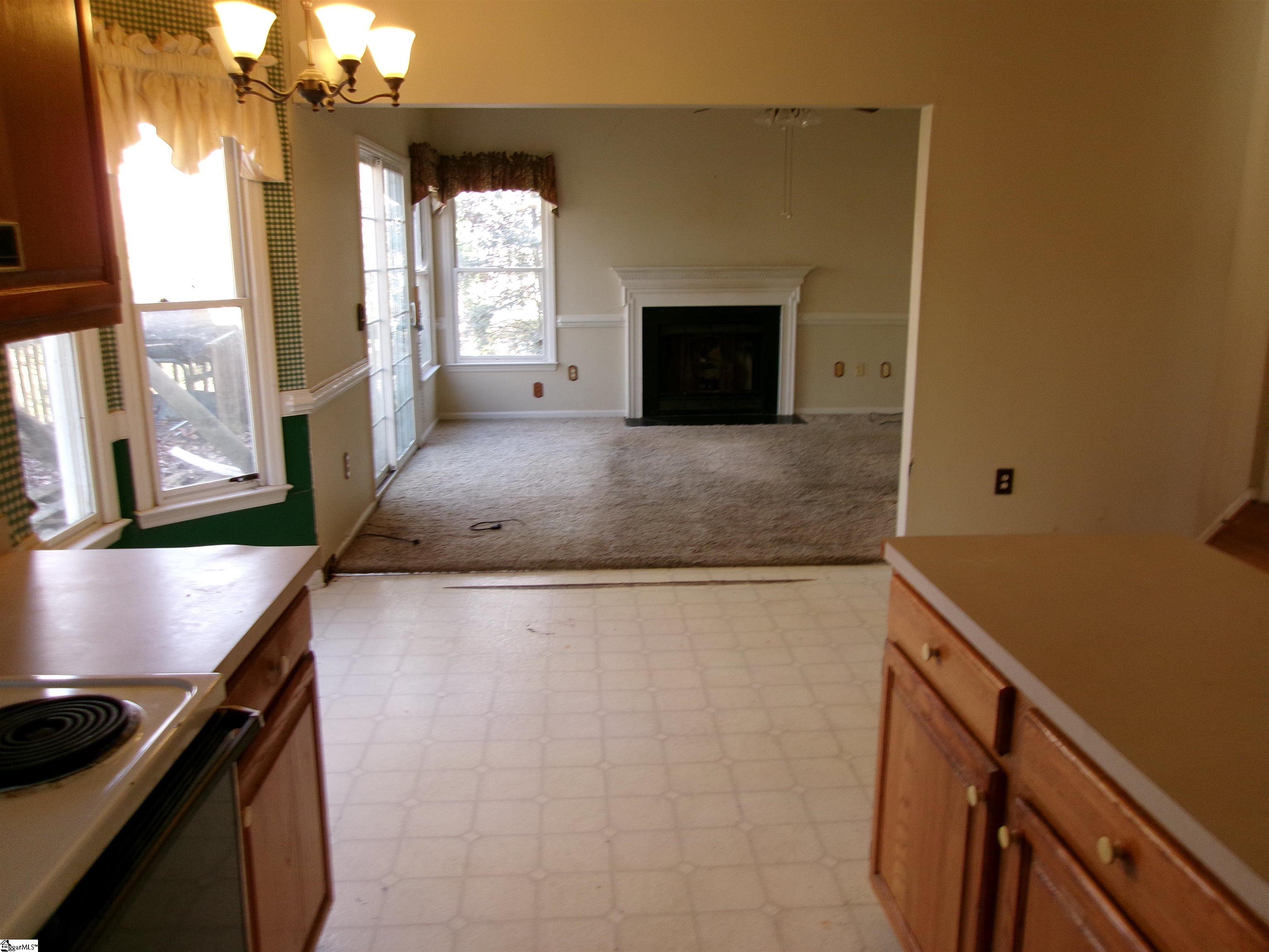 6 Moss Spring Court Simpsonville, SC 29680 - Photo 18 of 49