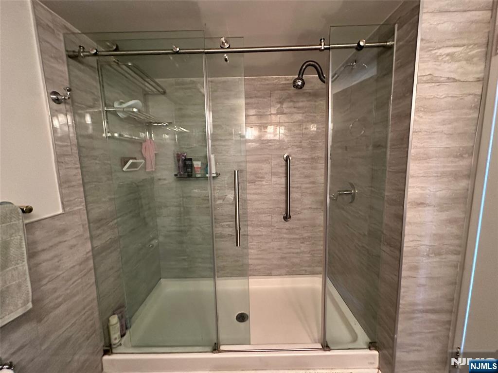 55 Clinton Place, Unit 207 Hackensack, NJ 07601 - Photo 11 of 17