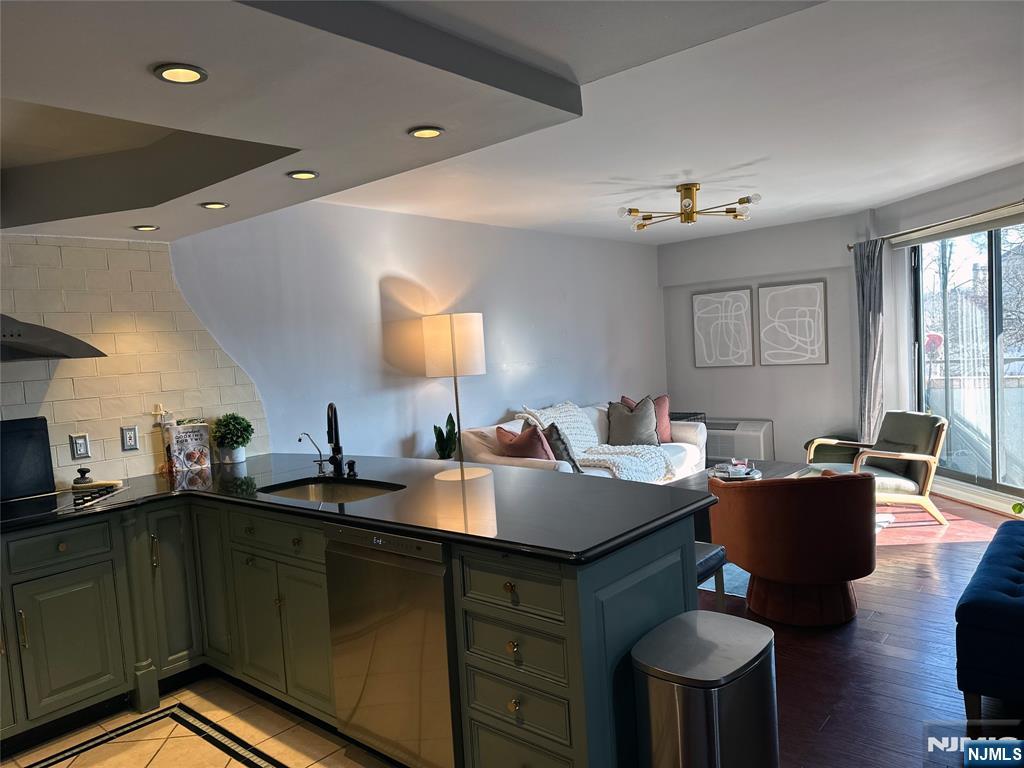 55 Clinton Place, Unit 207 Hackensack, NJ 07601 - Photo 6 of 17