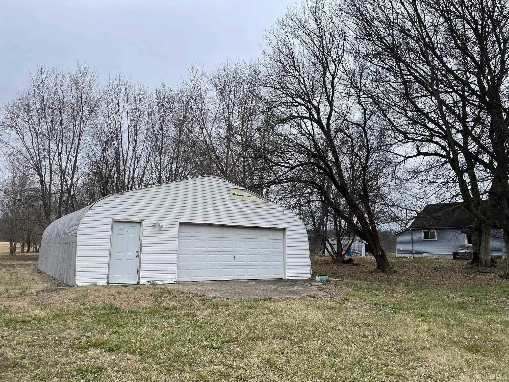 2115 Mackey Ferry Road Mount Vernon, IN 47620 - Photo 3 of 28 Gallery Image 3